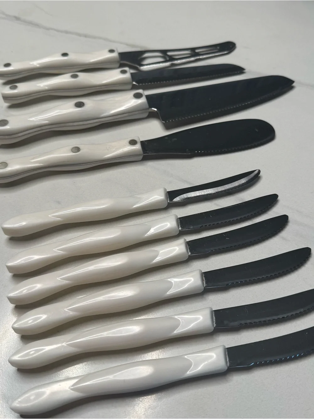Cutco Pearl White Knife Set 11-Piece Set w/Wooden Block Holder Sharp